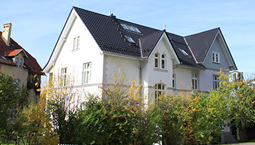 Dacheindeckung einer alten Villa